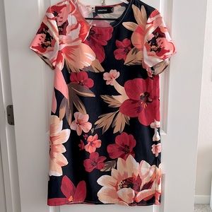 MinkPink short sleeve t-shirt dress